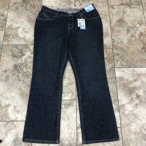 NEW LEE COMFORT NO GAP WAISTBAND BOOTCUT SIZE 16W